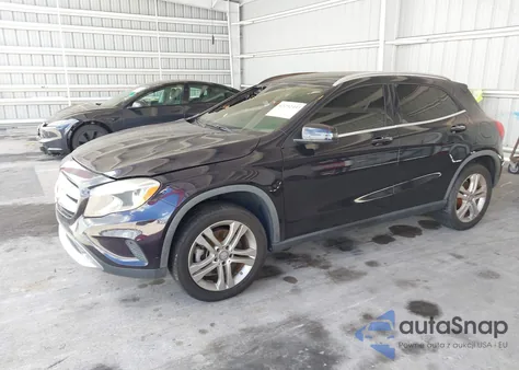 2015 Mercedes-Benz Gla 250 z USA, uszkodzony, nr VIN WDCTG4EB8FJ181677